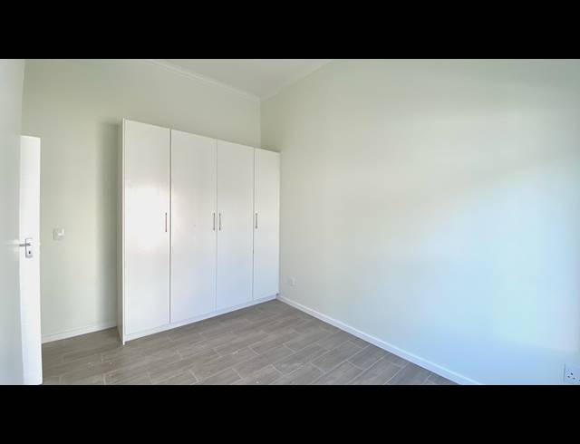 2 BEDROOM TOWNHOUSE FOR SALE IN VELDDRIF